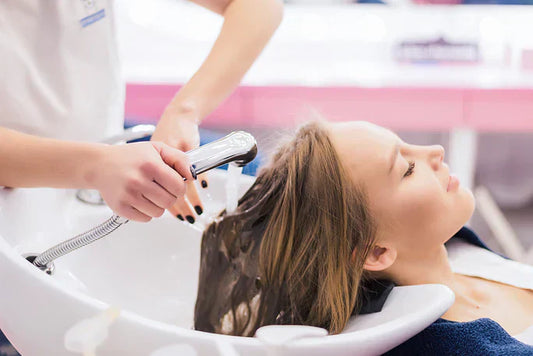 How Often Should You Wash Thinning Hair? Expert Advice and Product Recommendations